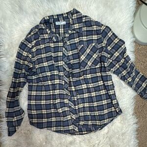 jcpenney flannel juniors size L worn a few times , warm